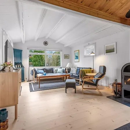 Ferienhaus Aarno - 700m From The Sea By Interhome Bøtø By