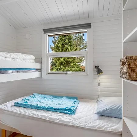 Aarno - 700m From The Sea By Interhome Feriehus *